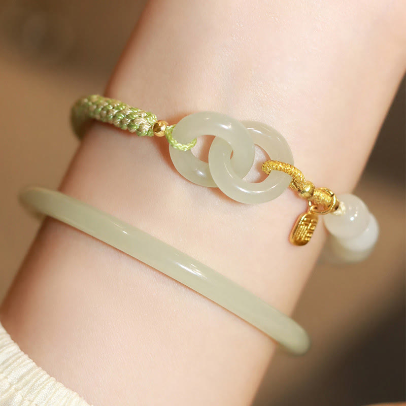 Hetian jade bracelet for business success and financial prosperity wear guide