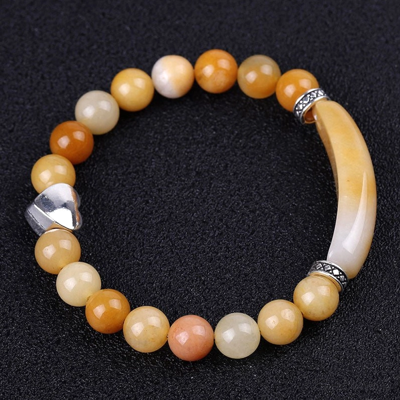 Crystal heart bracelet size guide showing 18cm wrist circumference measurement